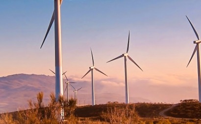 AEE da su visto bueno al plan con el que Bruselas quiere proteger al sector eólico UE de la industria asiática "más agresiva" de la historia
