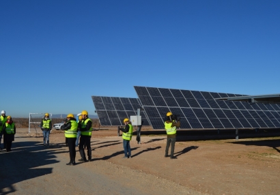 Castilla-La Mancha se postula como el "lugar idóneo" para la instalación de parques solares