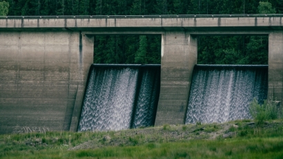 700 millones de euros en "ayudas de estado" para blindar la red con sistemas de almacenamiento a gran escala
