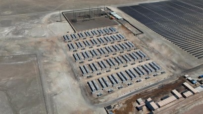 Atlas consigue un crédito de 510 millones de dólares para financiar un megaparque solar con baterías en Chile