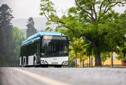 Solaris (CAF) suministrará 32 autobuses eléctricos e híbridos a Torrevieja por unos 17 millones de euros