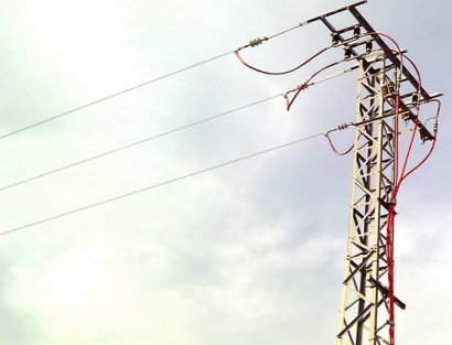 El Gobierno pisa el acelerador de la interconexión eléctrica Euskadi-Francia