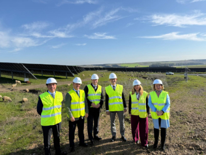 Endesa pone en marcha tres nuevas plantas solares en Sevilla con 131 megavatios