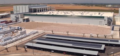 Un autoconsumo solar de 2,5 MW para producir bolsas de plástico reciclado