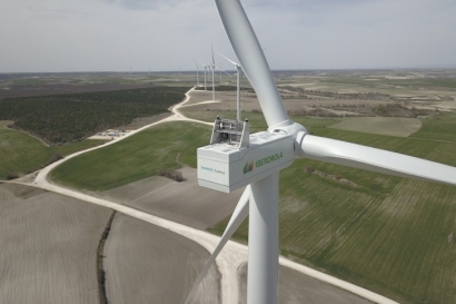 Los aerogeneradores más potentes de España comienzan a operar en Burgos