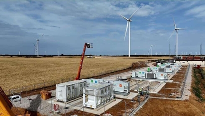 Ingeteam hibridará cuatro parques solares de Iberdrola con nuevos sistemas de almacenamiento