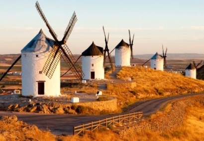 Castilla La Mancha agiliza la tramitación de las instalaciones solares para autoconsumo con la eliminación de la licencia de obras
