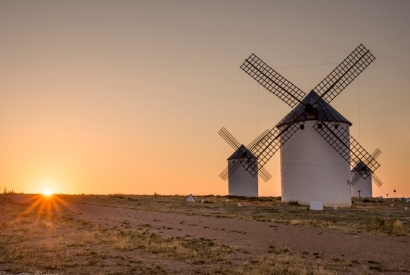 Castilla La Mancha presupuesta en 900.000 euros las ayudas al autoconsumo de energía para hogares