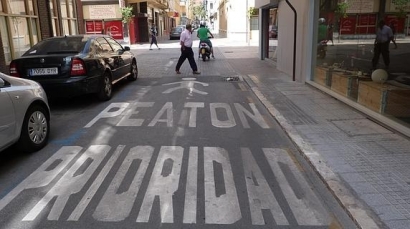 Fundación Renovables: crear más infraestructuras viarias para aliviar los atascos no es la solución