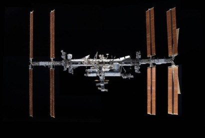 La Estación Espacial Internacional recibe dos nuevos paneles solares para elevar su producción de energía