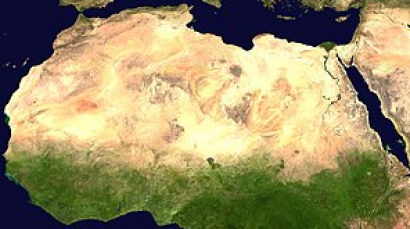 La eólica y la solar tienen otro beneficio inesperado: aumentan la lluvia en el desierto