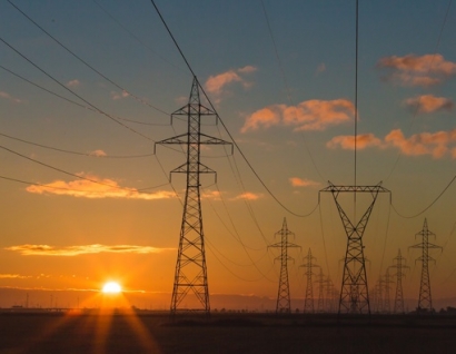 Schneider Electric, Puente la Reina y GaresEnergía, unidos por un modelo energético renovable