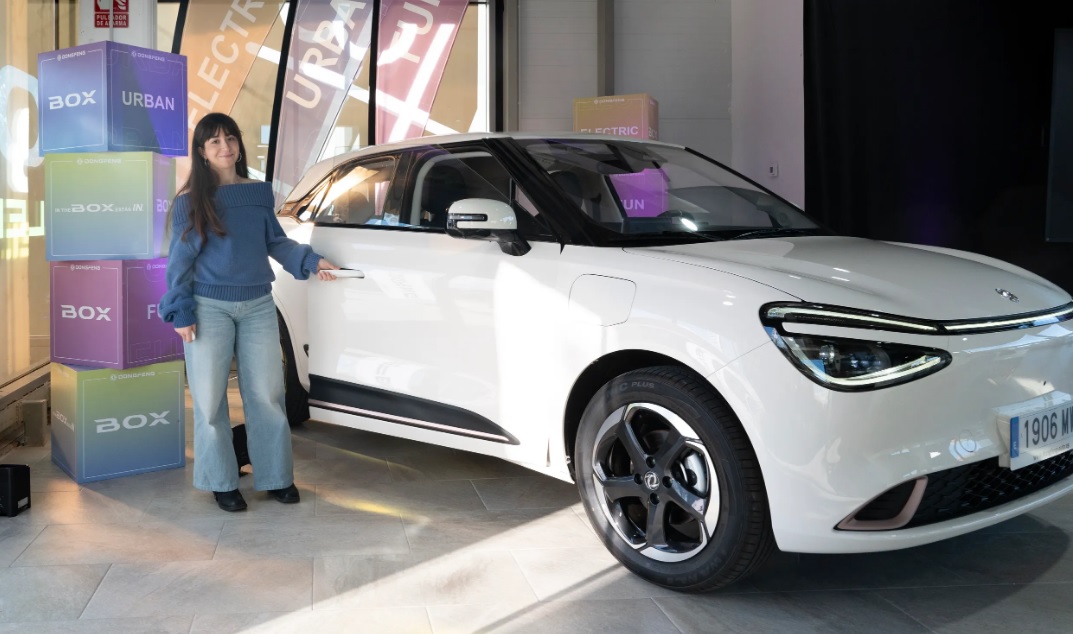 Dongfeng regalará su modelo eléctrico BOX a la mejor nota de la EBAU 2025