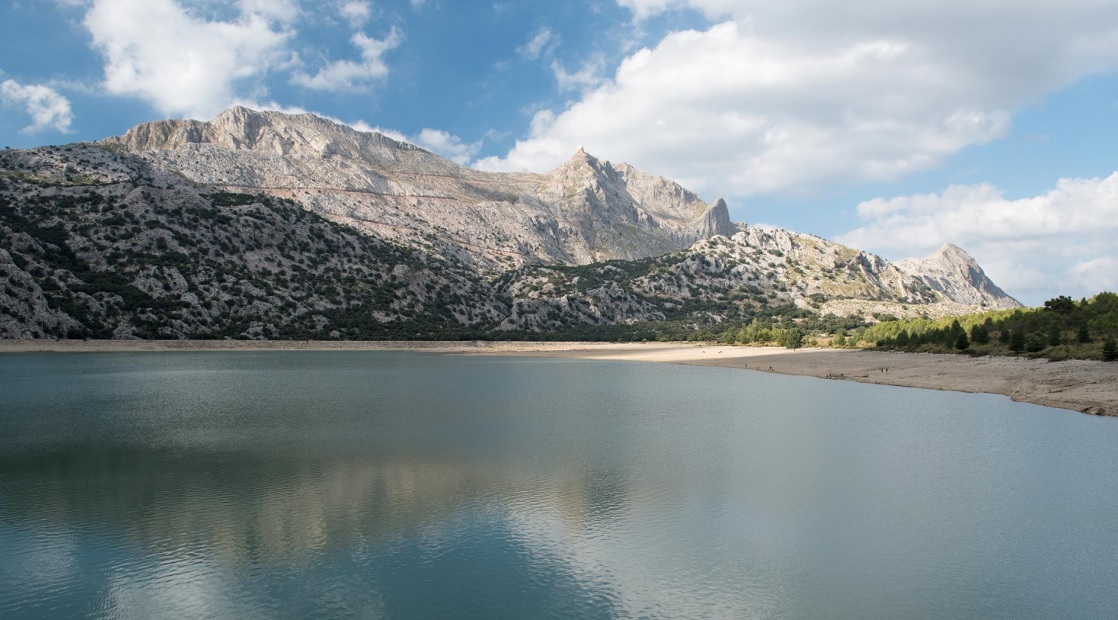  La evaporación se lleva un 10% del agua y 800 millones de euros de los embalses españoles cada año 
