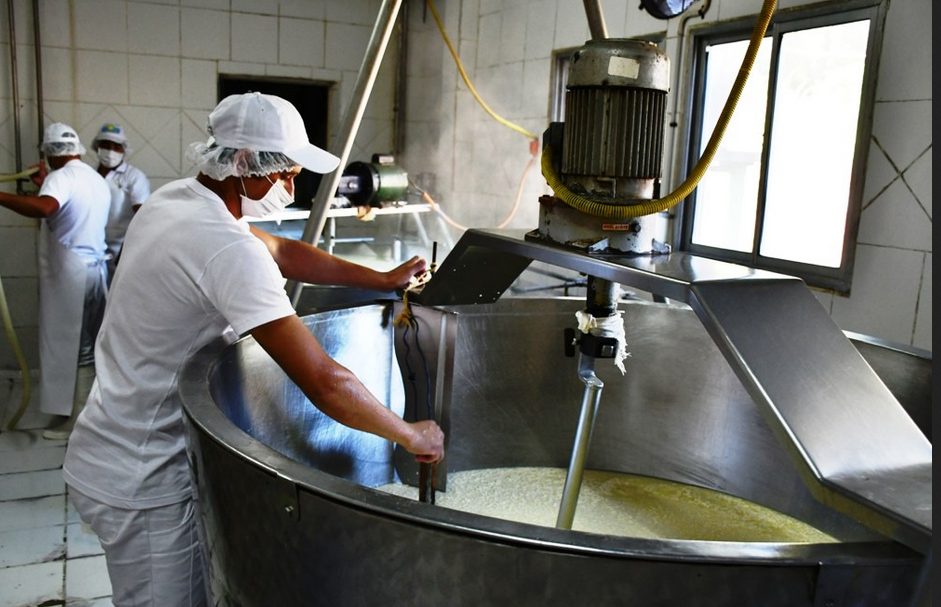 Luz verde a 500 millones de euros en subvenciones "a fondo perdido" para mejorar la eficiencia energética en industria y sector terciario