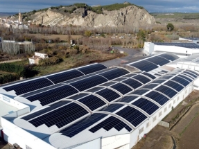 Pon a trabajar tus cubiertas industriales para generar energía limpia