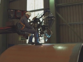 La chapa asturiana de 9 centímetros de grosor que pide la eólica marina del Norte de Europa