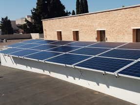 Unidas Podemos pide priorizar las pequeñas instalaciones solares para reducir la factura de la luz