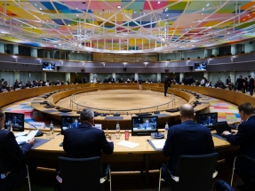 Bruselas sí le pone límite a los beneficios de las eléctricas y sí fija un impuesto para petroleras y gasísticas