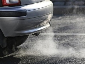 La OCU exige revisar el sistema de etiquetas para que refleje las emisiones reales y no solo el tipo de motor