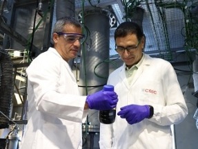 Científicos del CSIC emplean energía solar para producir fertilizantes sostenibles y biocombustibles