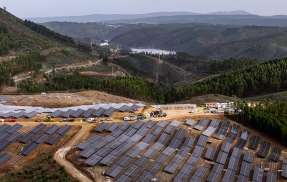 EDP elige la península ibérica para ejecutar su primer proyecto híbrido solar-hidro del mundo