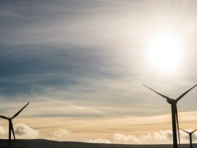 La pinza Feijóo-BNG mantiene congelada la eólica gallega