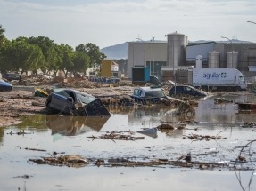 Feníe Energía lanza un fondo de ayudas para clientes e instaladoras afectadas por la DANA