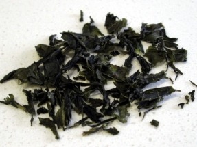 ¿Hojas de té usadas para alimentar las baterías de los vehículos eléctricos?