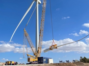 Los aerogeneradores que Iberdrola ha comenzado a instalar en Málaga miden más de 163 metros de altura