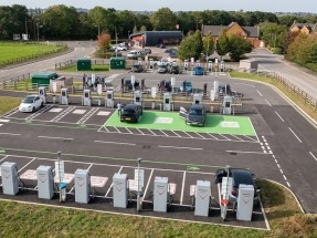 Cargadores ultrarrápidos de vehículo eléctrico para conductores sin carné