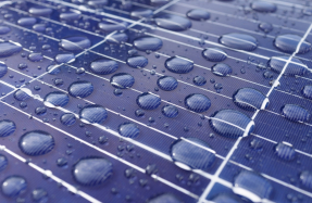 Así es la placa solar que también genera electricidad... cuando llueve