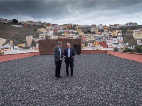 La isla de La Gomera apuesta por el autoconsumo con baterías en su ruta hacia el 100% Sostenible
