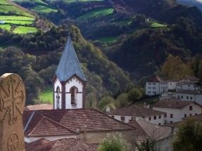 Luzaide, el pueblo en el que la luz se iba los sábados por la tarde