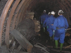 El PSOE pide a la UE otros 5.000 millones de euros "para apoyar a las zonas mineras en la transición energética" El PSOE pide a la UE otros 5.000 millones de euros "para apoyar a las zonas mineras en la transición energética"