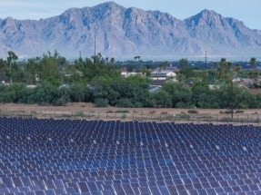 Ørsted inaugura en Arizona un megaparque solar con baterías capaces de almacenar 1.200 megavatios hora cada día