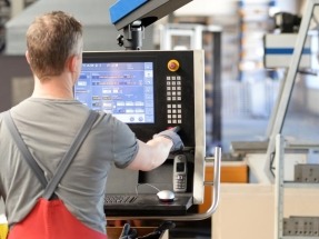 Industria subvenciona con 27,7 millones de euros 11 proyectos de I+D centrados en el vehículo eléctrico