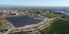 Som Energia pone en funcionamiento su primera planta fotovoltaica en Cataluña