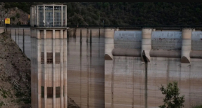 Greenpeace alerta: los embalses se enfrentan a un "hito hidrológico sin precedentes"