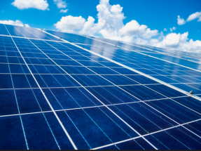  Q-Energy vende 73 plantas fotovoltaicas situadas en España al inversor canadiense CDPQ