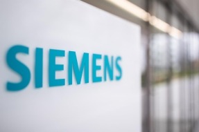 El Gobierno trabaja en una línea de avales bancarios para respaldar la actividad de Siemens Gamesa