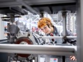 Stellantis aumenta la producción de motores eléctricos en Francia y llegará al millón de unidades en 2024