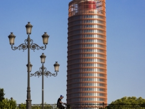 La instalación solar para autoconsumo del rascacielos más alto de Andalucía ha generado 200.000 kilovatios hora en 2018