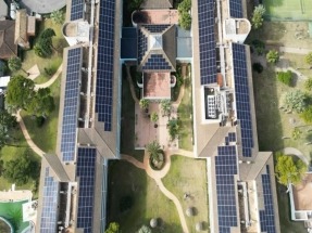 y Tú, la marca suiza que quiere revolucionar el mercado nacional del autoconsumo industrial con baterías anti-apagón