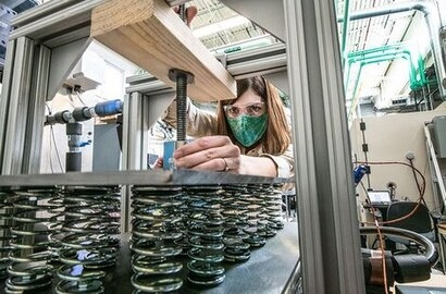 NREL scientists develop new solution to evaluate materials for energy efficiency potential