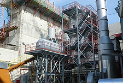 Una planta de biomasa inaugura el complejo energ&eacute;tico de la Zona Franca