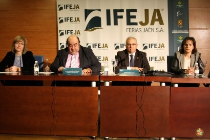 Poda del olivar para etanol, antioxidantes, alimentos funcionales, fertilizantes…