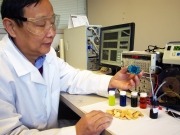 Pila de combustible que genera electricidad a partir de biomasa