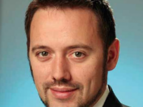 "La clave de éxito de Sungrow son sus trabajadores, la fuerte inversión en I+D y el servicio postventa"