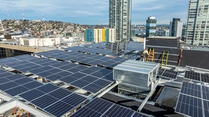 APsystems cumple 15 años: un legado de innovación y un futuro de energía inteligente